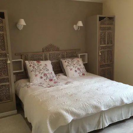 Le Temps Des Cigales 1 B&B 3*