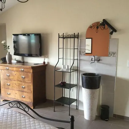 Bed & Breakfast Le Temps Des Cigales 1