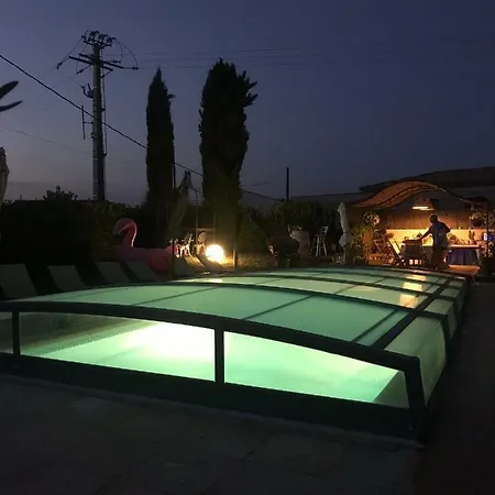 Bed & Breakfast Les Secrets Du Mistral 3*