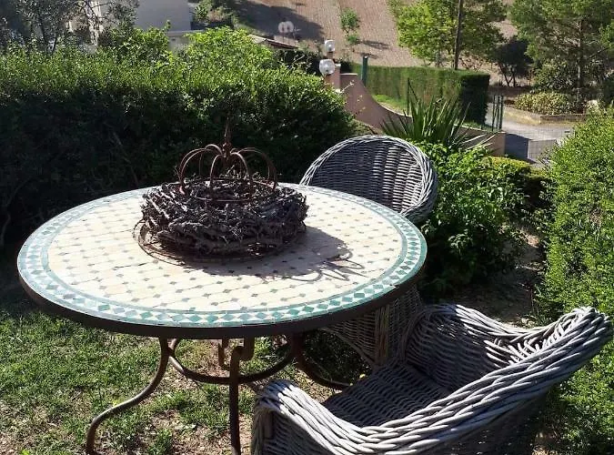 Bed & Breakfast Les Secrets Du Mistral